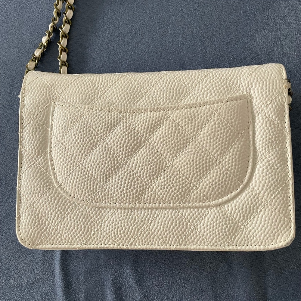 Chanel Wallet on Chain